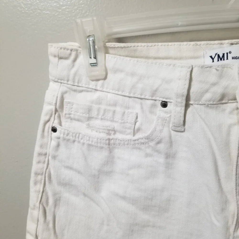 RMI High Rise Dream Fit Distressed White 90's Boyfriend Shorts 13
